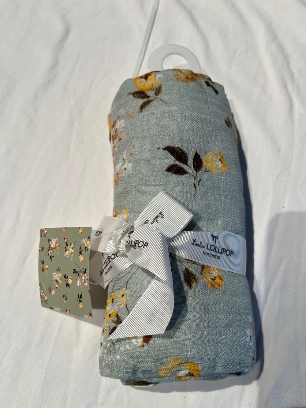 NWT Loulou Lollipop Floral Muslin Swaddle - Sage with Yellow Flowers